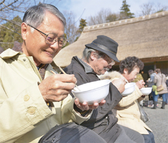 古民家のかまどで作る初春の七草がゆ@大和