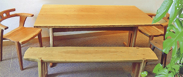 木のぬくもりをいかした家具。大工・齋藤登展