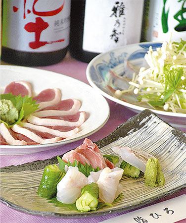 ふっくら肉厚な鴨鍋を、20種以上の日本酒で　鮨・創作京料理 鮨ひろ
