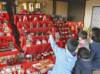 「旧柳下邸の雛まつり」おとなの塗り絵教室や日本茶の淹れ方体験も