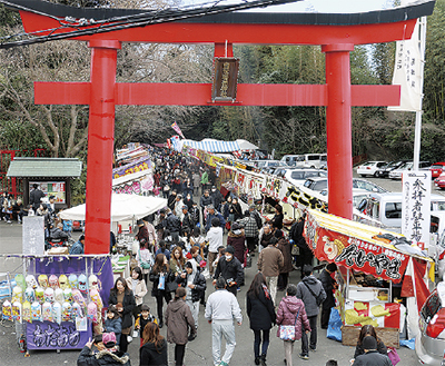 関東三大稲荷「白笹稲荷神社」で初午祭