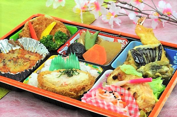 お花見に、お祝いに、手作りの弁当をお届け!小田原で愛される「ぴあらいぶさがみ」 お花見に、お祝いに、手作りの弁当をお届け!小田原で愛される「ぴあらいぶさがみ」