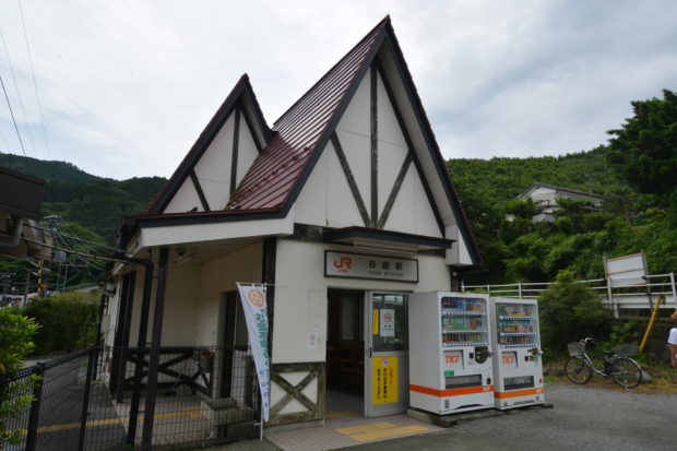 大野山は神奈川の小アルプス 牧場めざして登山【低山レポ・標高723m】 大野山は神奈川の小アルプス 牧場めざして登山【低山レポ・標高723m】