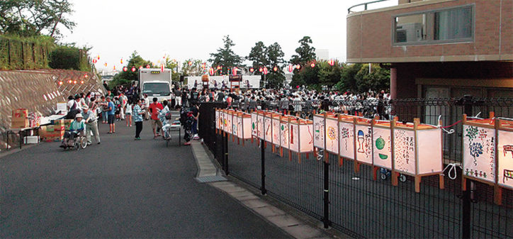 えびな北高齢者施設で「夏まつり」