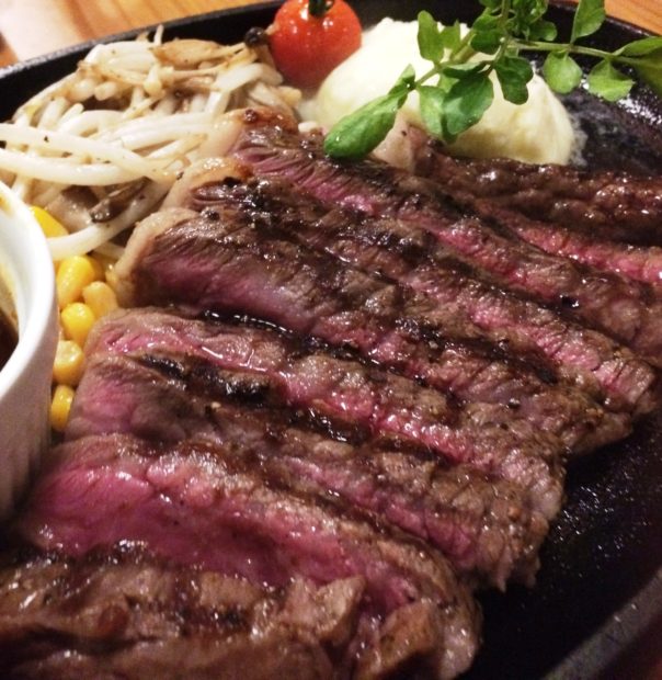 今宵はお肉にスイッチオン!小田原で味わうダイナミックなお肉料理のバル、MAA's MEAT BAR 今宵はお肉にスイッチオン!小田原で味わうダイナミックなお肉料理のバル、MAA's MEAT BAR