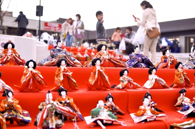 「みなまきひなまつり」約250体のひな人形展示やおはなし会ほか