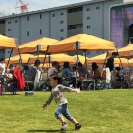 2022年11月から川崎競馬場で3年ぶりに「芝生広場でバーベキュー」再開！手ぶらOK、寒い時期に楽しめるメニューも