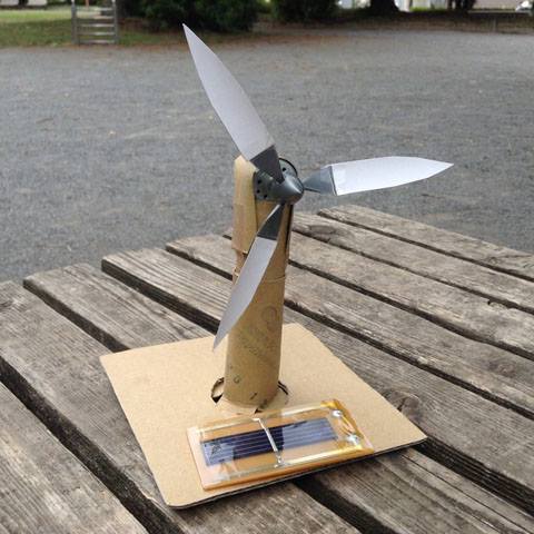 ソーラー工作ワークショップ　廃品材料を使ってソーラーで動く風車を作ろう!