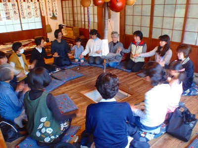 囲炉裏を囲んで古民家で昔話を楽しもう！参加無料【座間谷戸山公園】