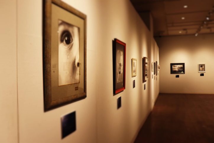 心揺さぶる鉛筆画、白と黒の写実画の世界へ＠FEI ART MUSEUM YOKOHAMA【横浜市】