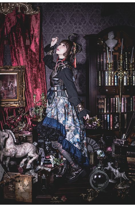 多摩高出身歌手『 ユキャット』新作CD記念し川崎のラ チッタデッラで公演