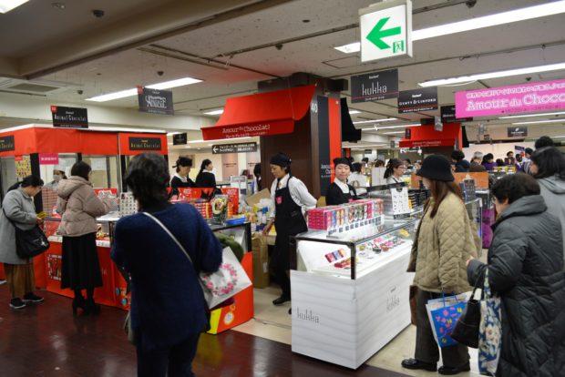 <試食会潜入レポ>横浜髙島屋のバレンタイン2020 辻口シェフ監修「パフェ ゴー ラウンド」登場 <試食会潜入レポ>横浜髙島屋のバレンタイン2020 辻口シェフ監修「パフェ ゴー ラウンド」登場