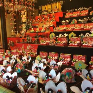 【開成町】圧巻！7000個以上のつるし雛『瀬戸屋敷ひなまつり』