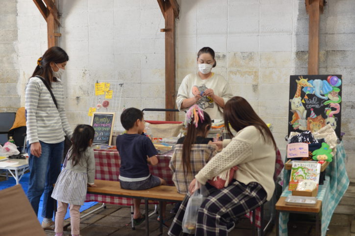 国府津の倉庫で子どもが楽しめるイベント「BLEND PLAY PARK」開催！テニスやアート体験など