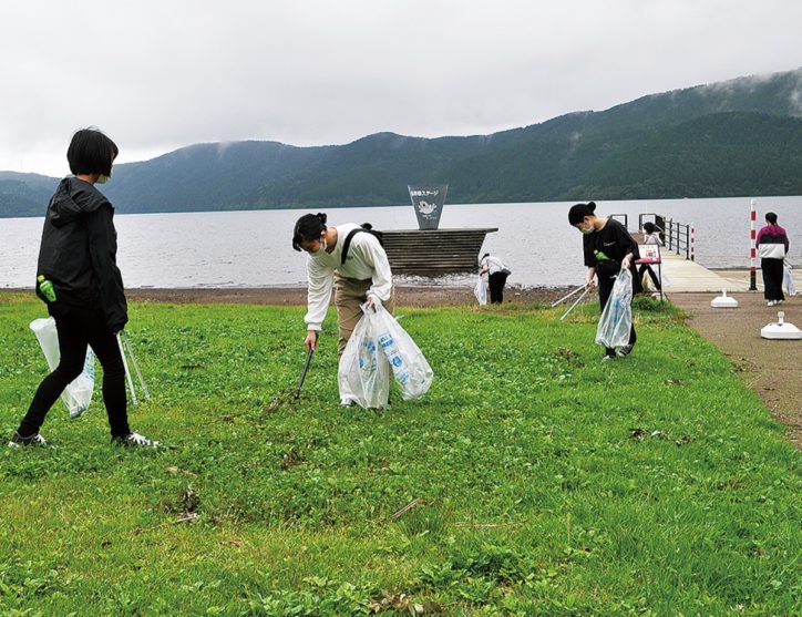 『箱根クリーン作戦』箱根のホテル3社の社員ら約80人が一斉清掃！夏シーズンを前にお出迎えの準備！
