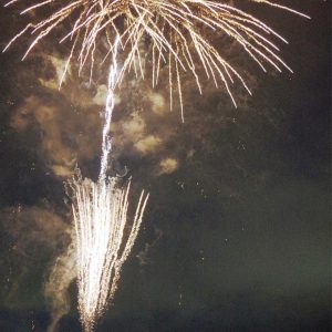 〈7月24日〉小田原でも「全国一斉花火プロジェクト」7月13日実施「今こそ上を見上げよう！」