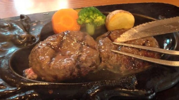 手作りジビエハンバーグ「猪肉」「鹿肉」食べ比べ1,200円：スナックAiris／鶴巻温泉でジビエキャンペーン