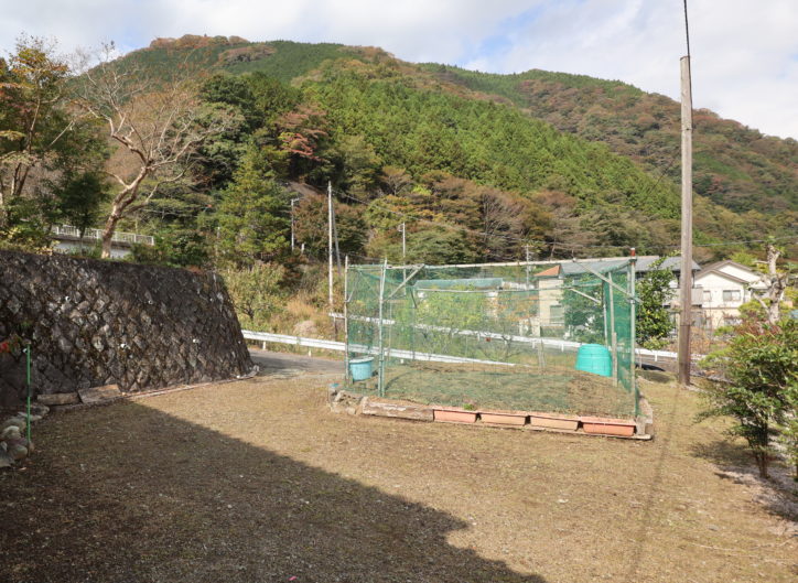 <激レア物件レポ>丹沢湖畔でアウトドアな暮らし!花火も目の前で鑑賞できる西丹沢の「特等席」を訪ねてみた <激レア物件レポ>丹沢湖畔でアウトドアな暮らし!花火も目の前で鑑賞できる西丹沢の「特等席」を訪ねてみた