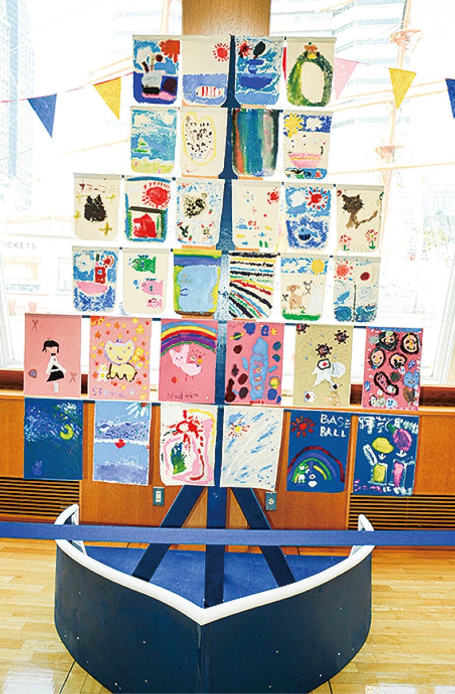 コロナに負けるな〜コドモ１００人プロジェクト　作品展「みんなの帆船」＠西区　横浜みなと博物館