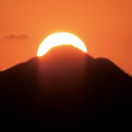 秦野で見る「美しい夕日」