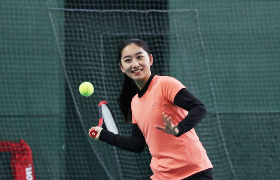 子どもも大人も通年で楽しめる「湘南インドアテニスクラブ」テニスをする10の理由も紹介！テニスをして長生きできる！？
