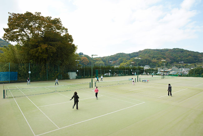 ＜取材レポ＞リゾート感たっぷり平塚の「湘南平テニスクラブ」！アウトドアで爽快テニス体験