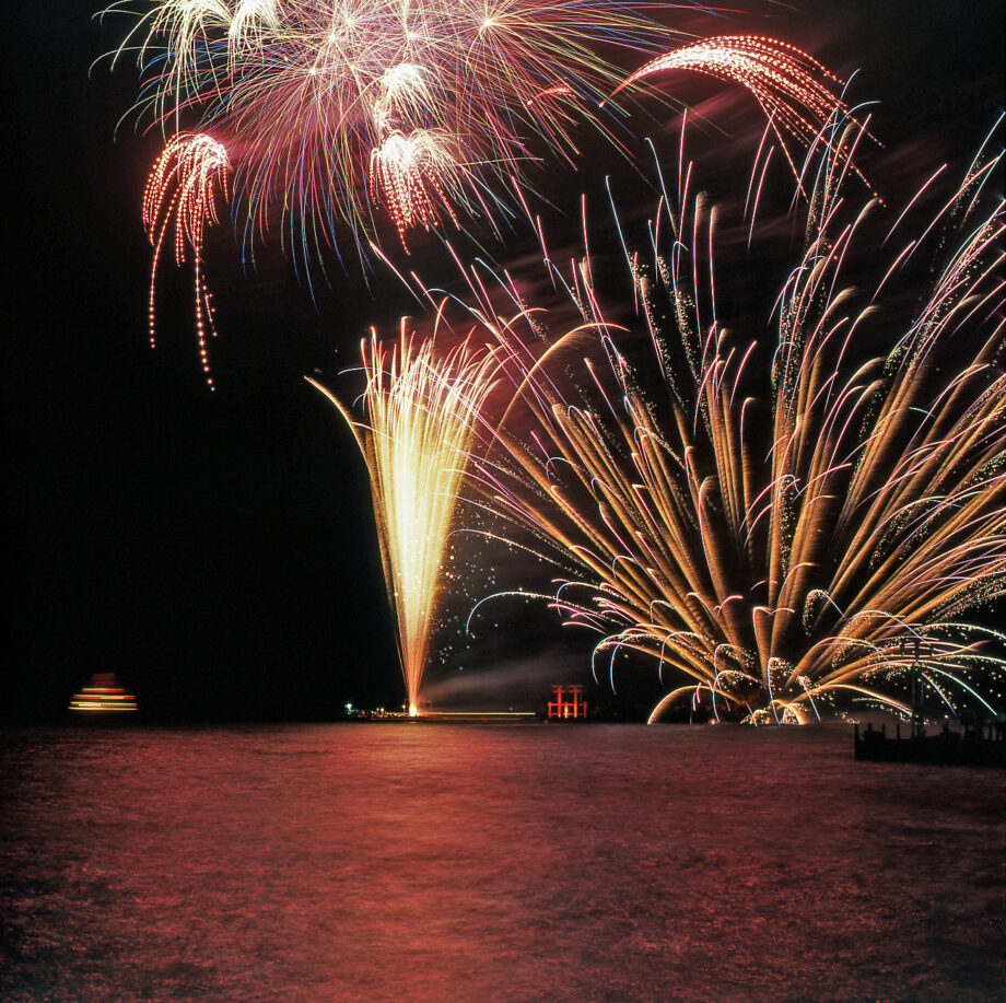 〈2021年開催中止〉芦ノ湖夏まつりウィーク（７月31日～８月５日）の連夜花火大会