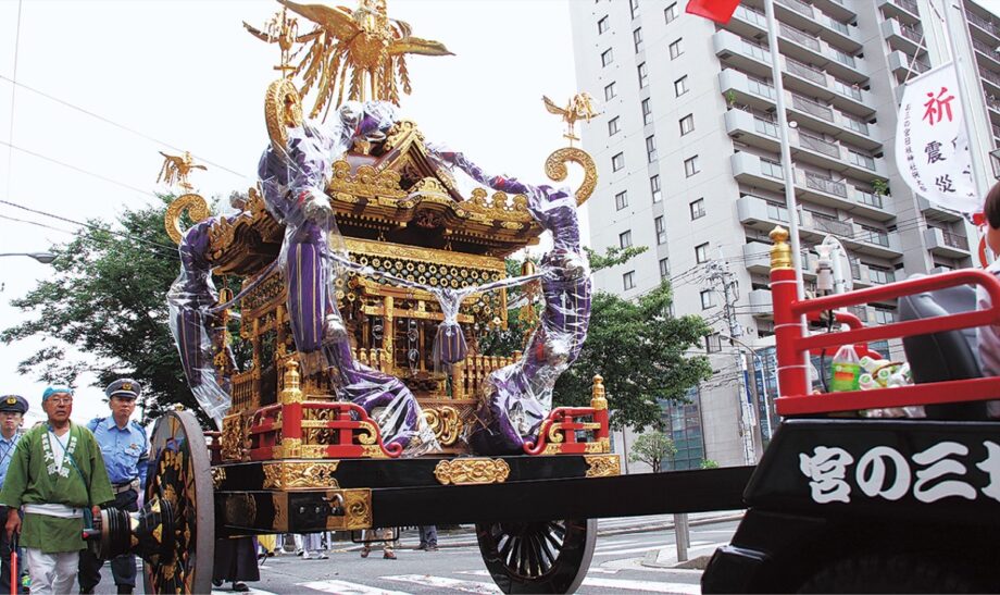 お三の宮日枝神社の大神輿が神輿庫で公開【9月18日・19日】