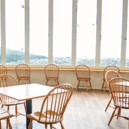 〈松田山ハーブガーデン・ハーブ館〉３階を展望台としてリニューアル！子どもにも絶景が見やすく