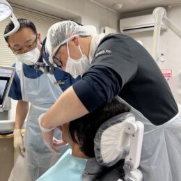 「噛める入れ歯」追求、藤沢・ひらの歯科の「チーム歯科」独自の取組みをインタビュー