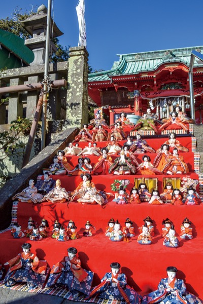 雛人形で「春を感じて」3月6日まで参拝者をお出迎え＠三浦市海南神社