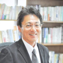 横浜市港北区の『ＹＧＳ大学部』の山本弘明学長にインタビュー「どんな学生にも社会に求められるスキルを」