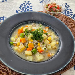 【５月の野菜はじゃがいも】南米チリ風じゃがいもと ひき肉のもぐもぐスープ