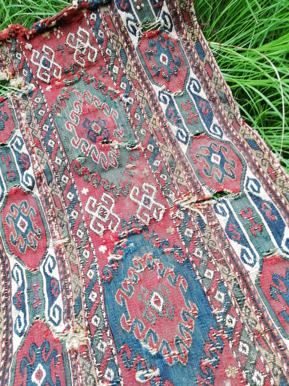 遊牧民のキリム＆部族絨毯展