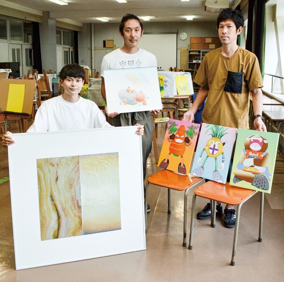 《2022年8月27日・28日》三浦市立中学校勤務美術教員3人が「本気見せます」立体作品など50点以上を披露