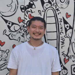 「アートで癒しを」茅ヶ崎市立病院の発熱外来にGaku Igarashiさんの壁画アートが出現！