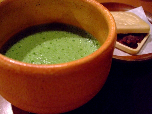 《小田原・松永記念館で庭園呈茶》庭園を眺めながら、ほっと一服しませんか？