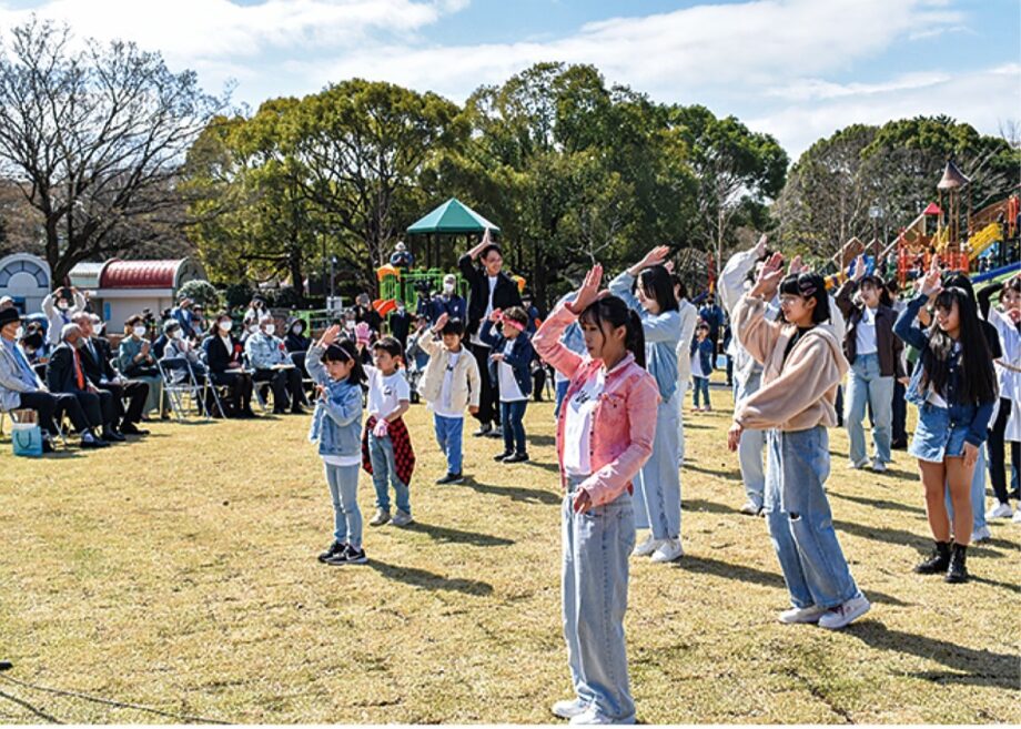 【平塚市総合公園】インクルーシブ遊具整備で「こどもクリニックどうかい　みんなの広場」オープン