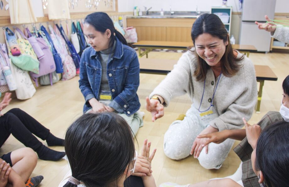 〈足柄上郡・松田町の学童保育〉ＡＬＴ（外国語指導助手）配置でグローバル教育強化の取り組み