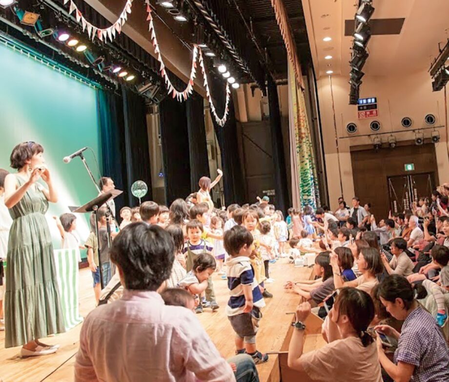 川崎市・高津市民館で親子で楽しむ「うたがいっぱいおんがくえほんコンサート」【４月15日】