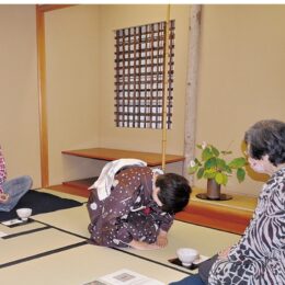小田原・松永記念館で毎月１度、庭園呈茶開催！心地良い空間でお茶を一服