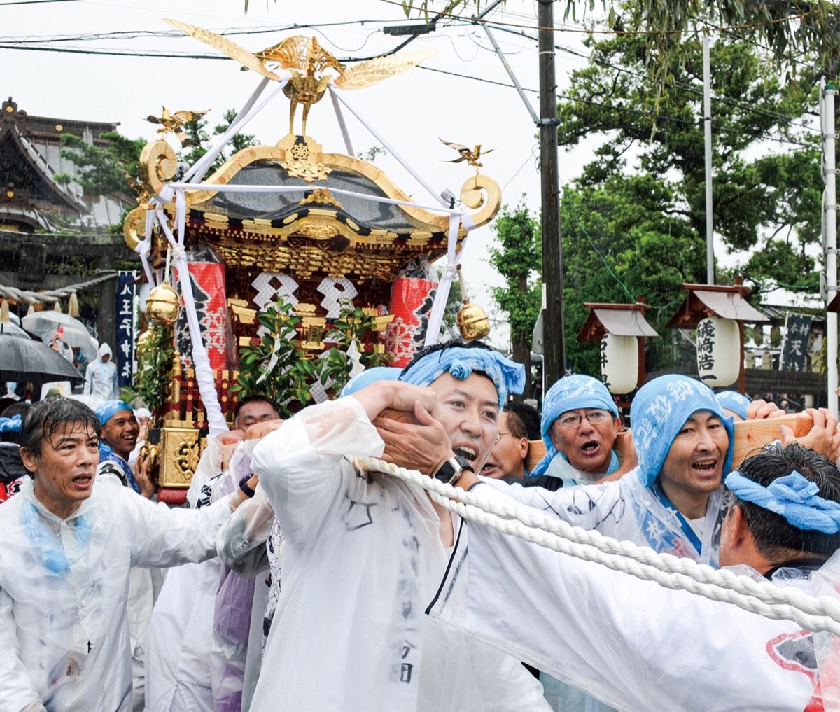 茅ヶ崎・本村八王子神社の境内社「八坂神社」の神輿が37年ぶりに修復