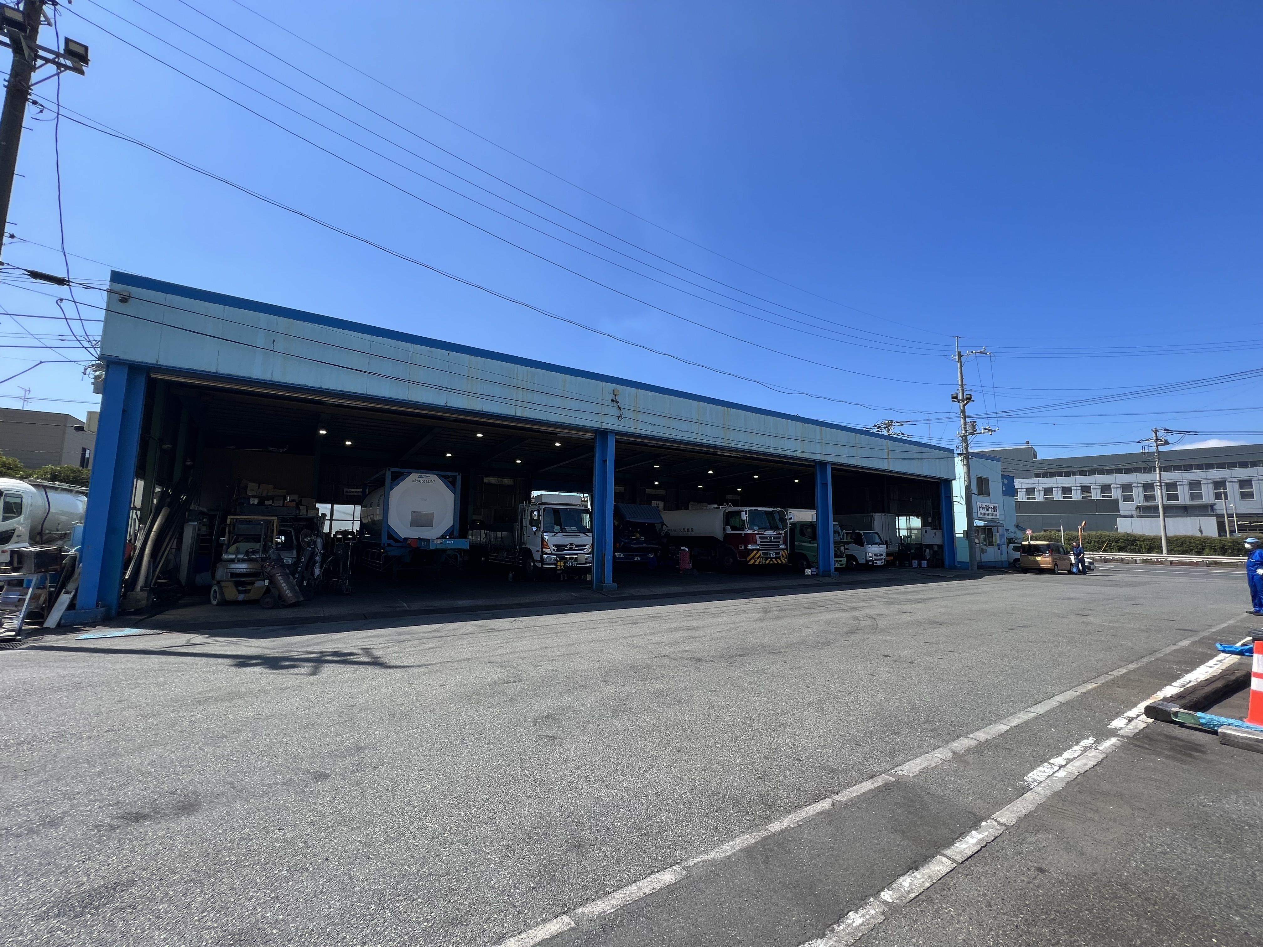 私達の生活を支える運送トラック整備の総合拠点『川崎自動車整備事業