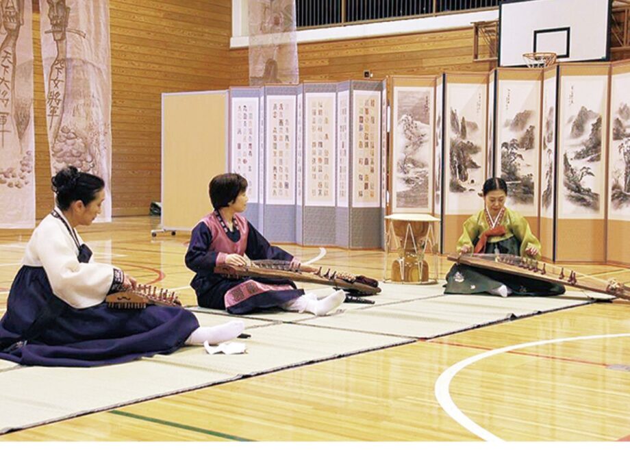 ＜川崎市ふれあい館＞韓国・朝鮮の伝統的な琴「カヤグム」体験講座【9月16日～全4回】楽しみながら学ぶ