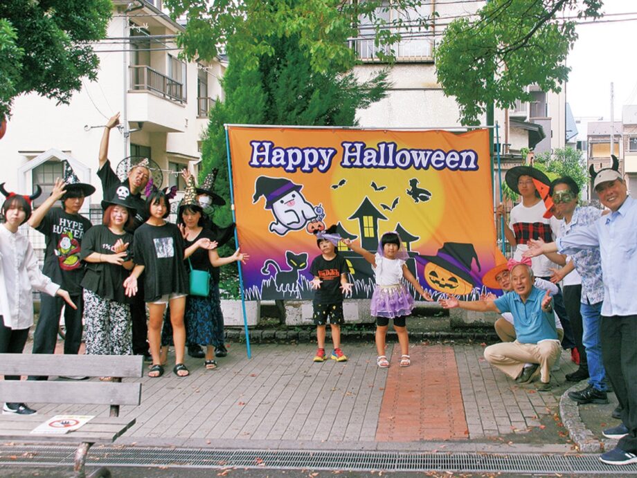 坂戸住宅自治会 盆踊りから「ハロウィン」へ 「若者の声」反映、10月29日開催へ【2023年9月22日】