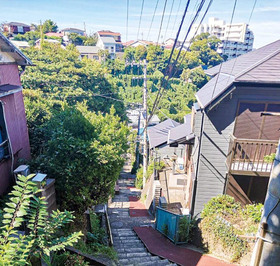 「横須賀ヤト活倶楽部」主催「まるで立体迷路」未知を発見散策ツアー＜10月28日＞