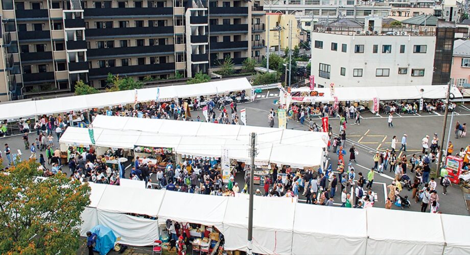 旭区の伝統行事「第33回旭ふれあい区民まつり」ステージイベント・ミニ収集車の運転体験や竹細工・手芸教室など子供向け企画が多数