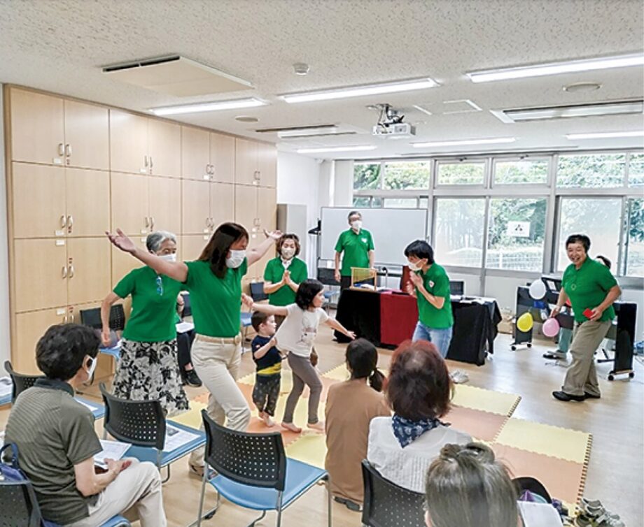 紙芝居や歌を楽しむ「公会堂で唄う♪」＠横浜市瀬谷区　瀬谷公会堂