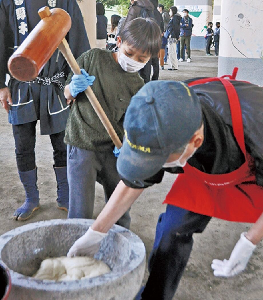 12月3日開催 和田西部町内会35回記念お餅つき大会(横浜市保土ヶ谷区)