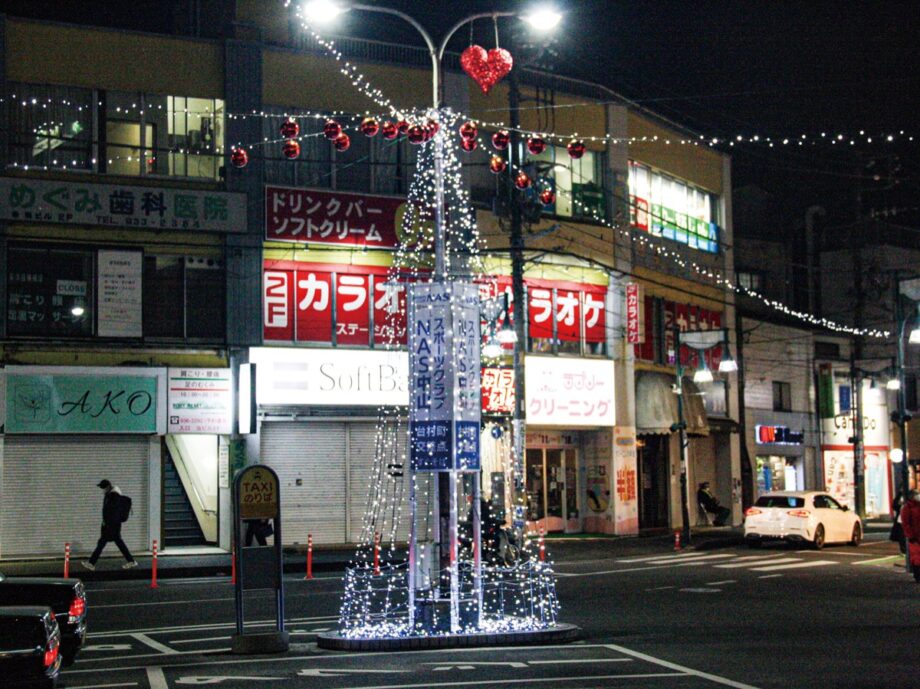 【横浜市緑区】街に「ほっとする」光の彩り イルミネーション@中山駅南口